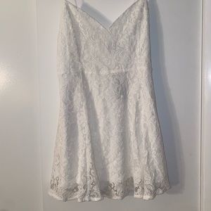 Lulu’s Floral Lace Dress